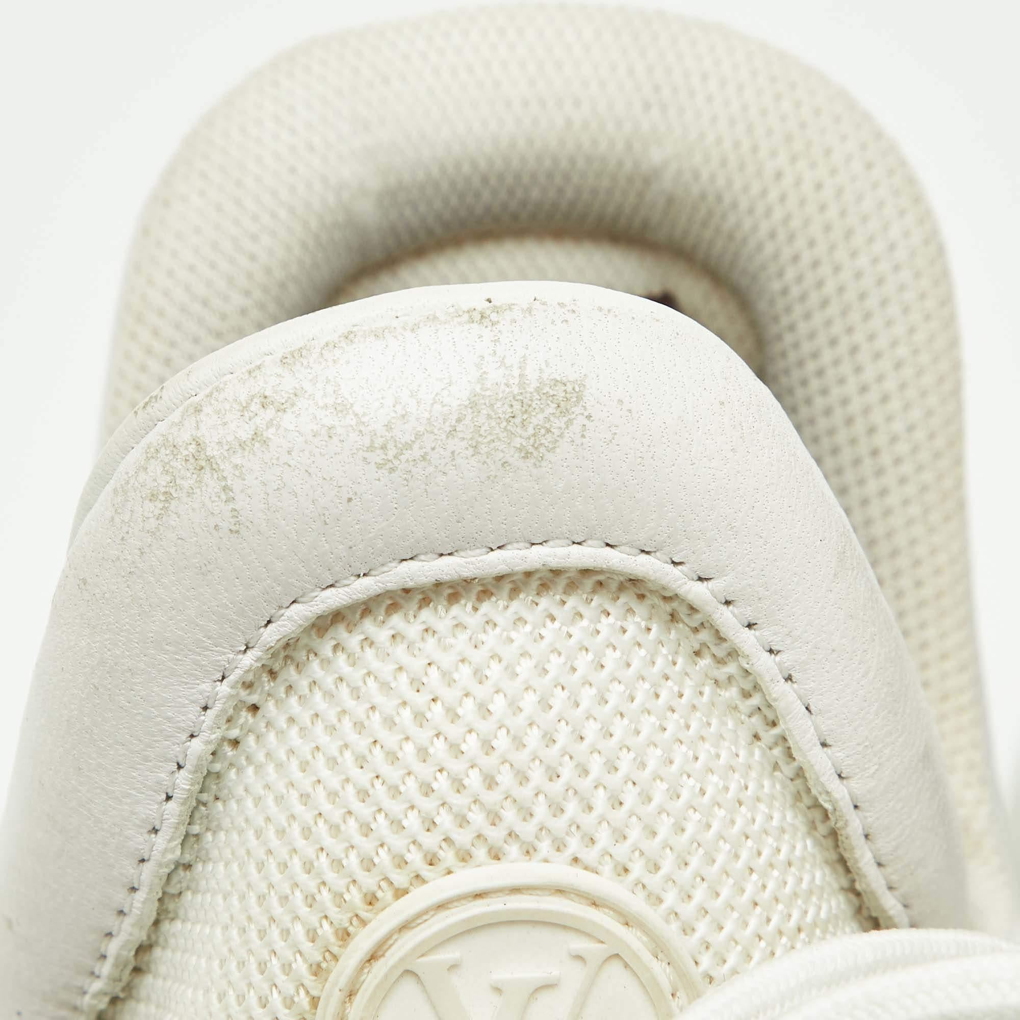 Louis Vuitton White Mesh and Monogram Canvas Archlight Sneakers Size 35.5 For Sale 2