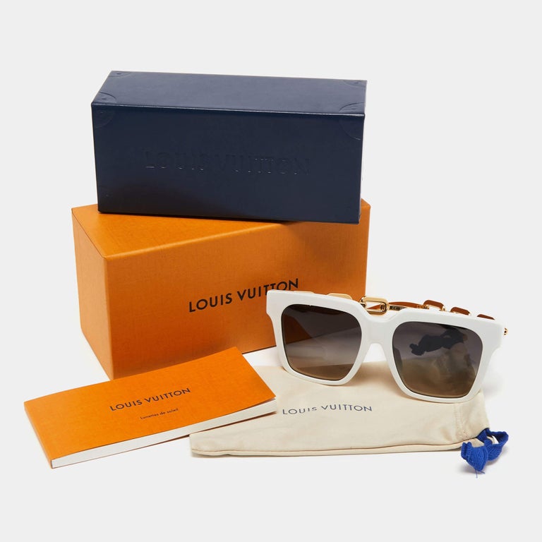 Louis Vuitton White MG2282 LV Edge Chain Cat Eye Sunglasses  display picture 3