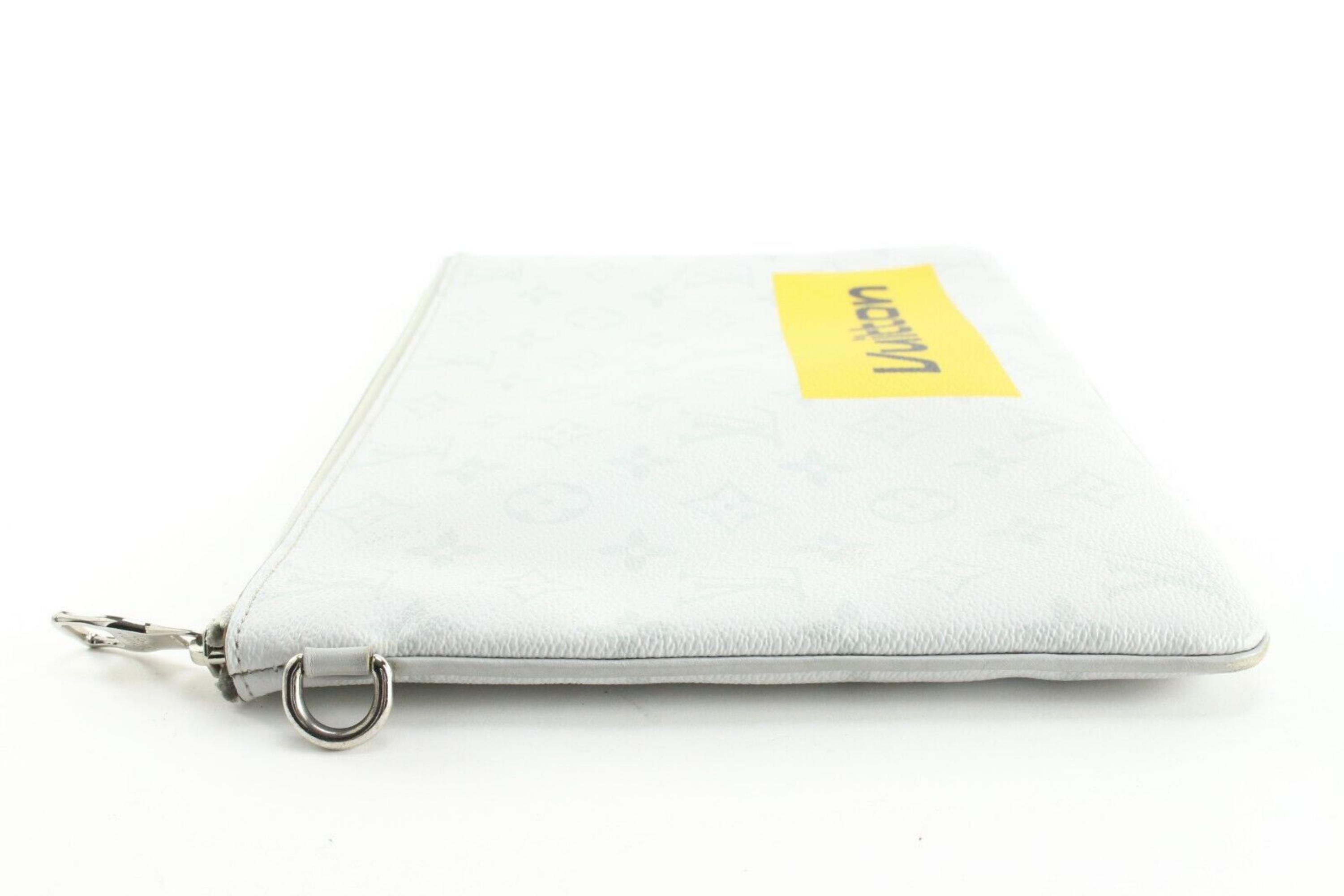 Gray Louis Vuitton White Monogram Antarctica Zip Pouch O-Case Toiletry Clutch 1LK0425 For Sale