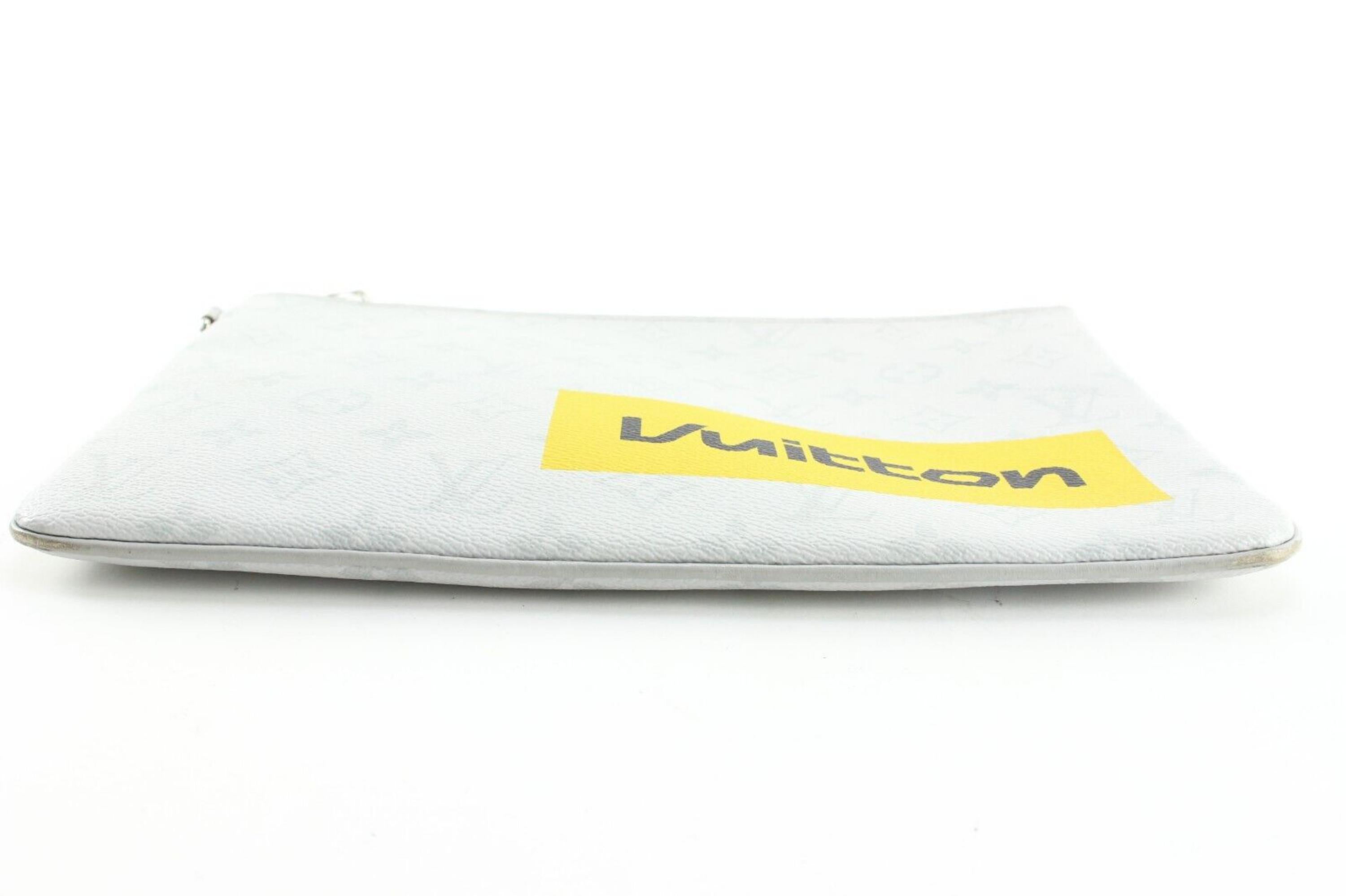 Louis Vuitton Weiße Monogramm Antarctica Reißverschluss Beutel O-Case Toiletten Clutch 1LK0425 Damen im Angebot