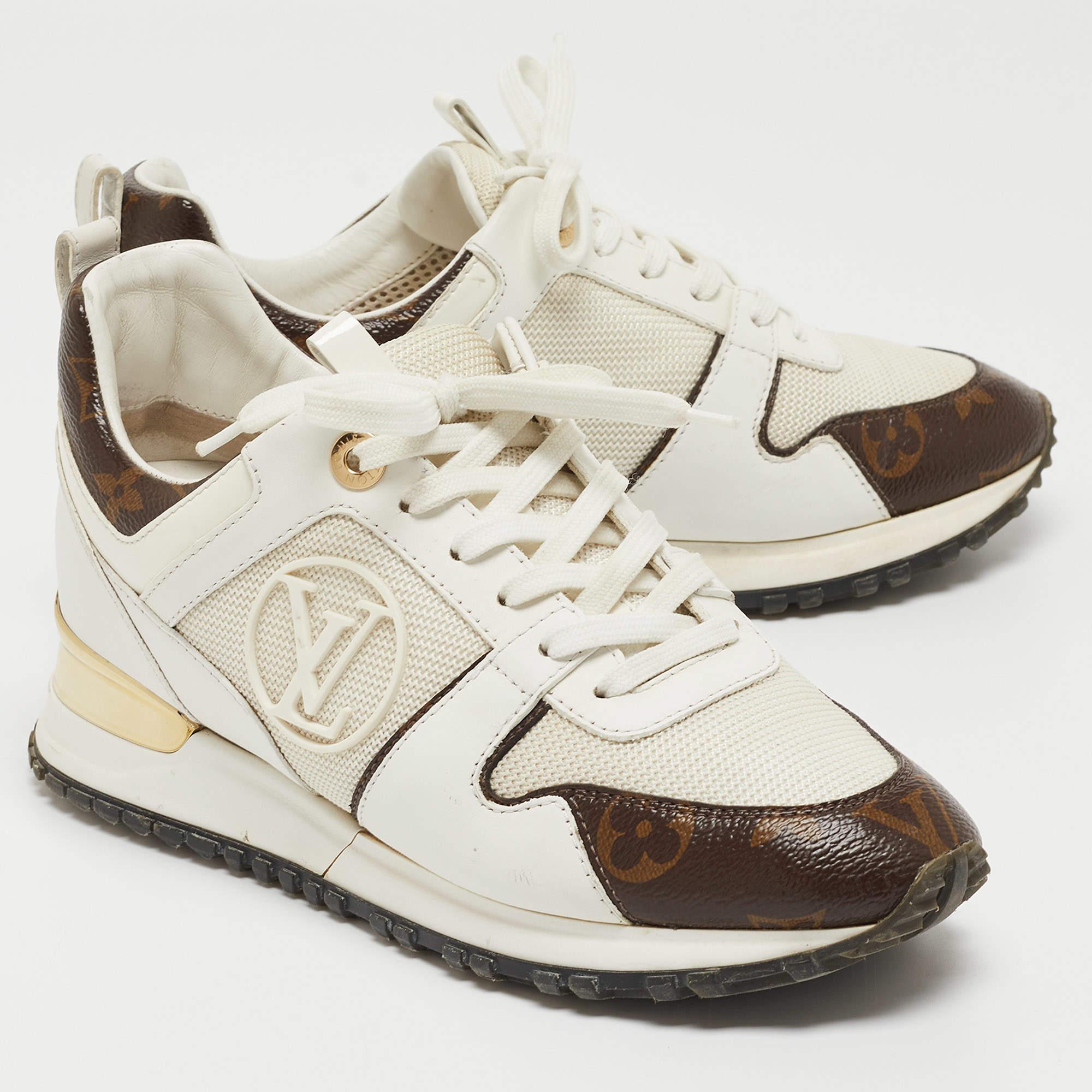 Zapatillas Run Away Louis Vuitton blancas/monograma de lona y piel talla 36 3