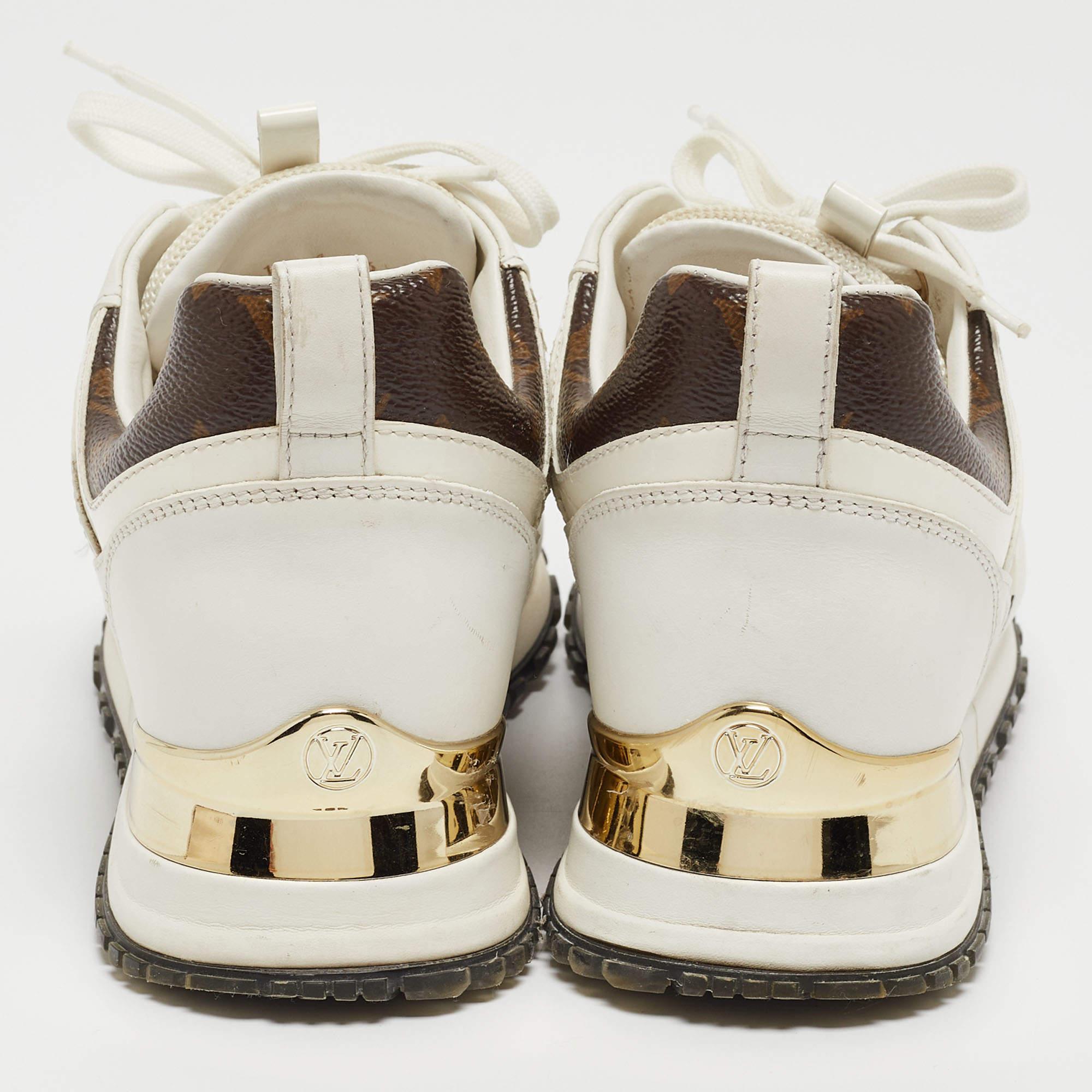 Zapatillas Run Away Louis Vuitton blancas/monograma de lona y piel talla 36 4