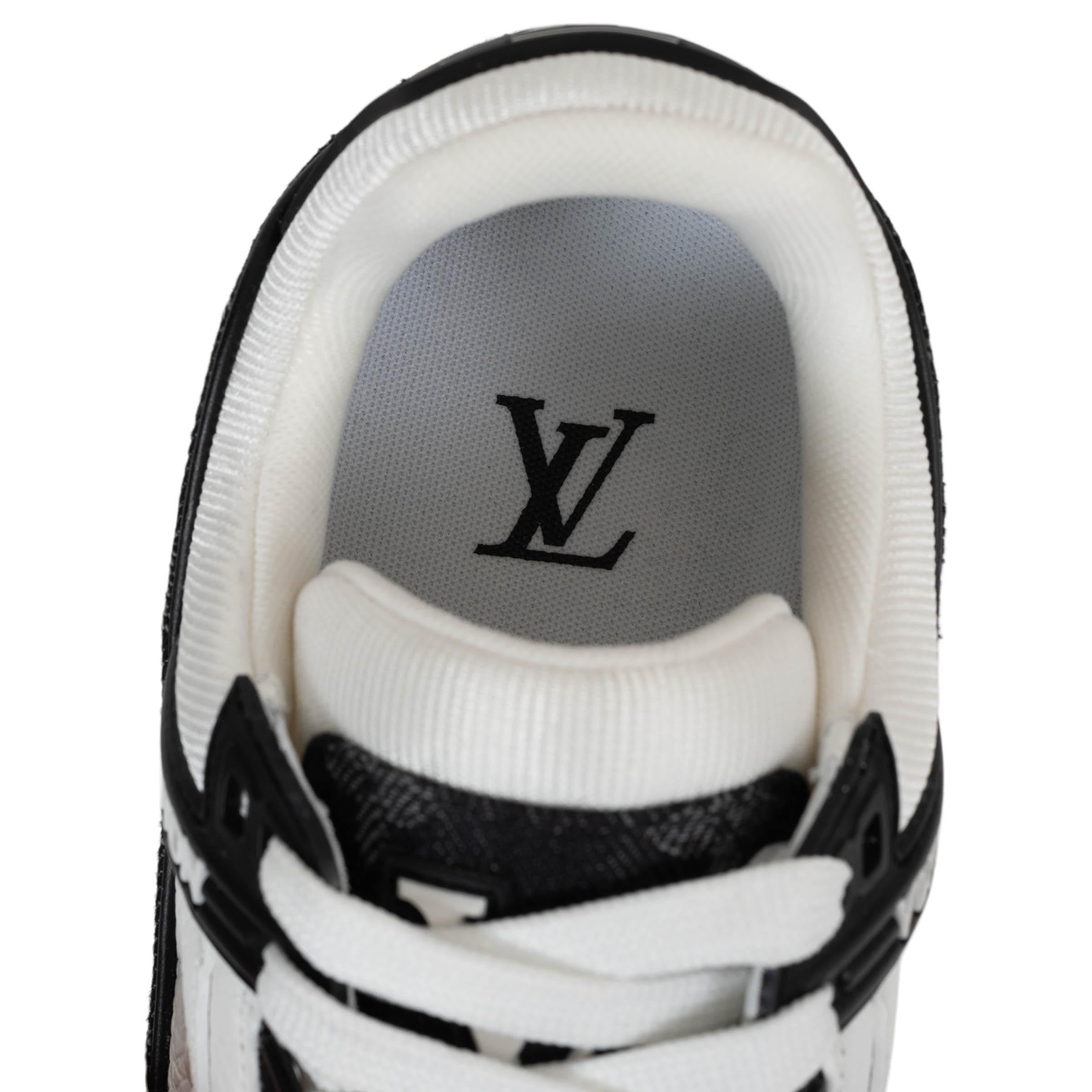 LOUIS VUITTON bianco Monogram Pelle e Denim Sneakers TRAINER Scarpe 38 in vendita 2