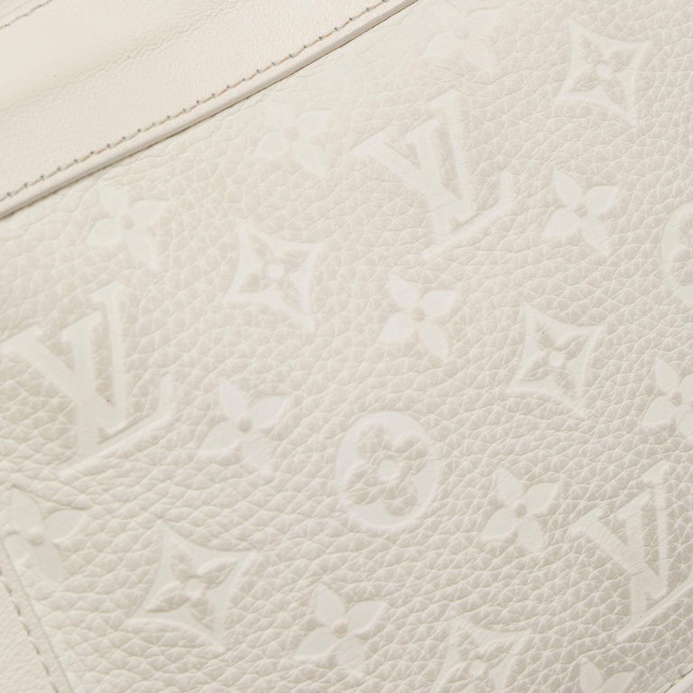 Black And Gold Louis Vuitton Bag - 198 For Sale on 1stDibs