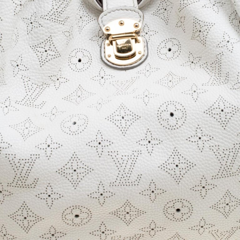 Mahina leather handbag Louis Vuitton Grey in Leather - 30763709