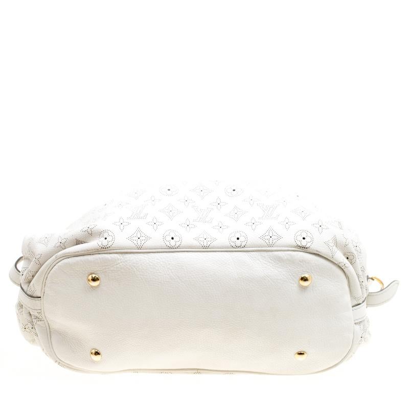 Women's Louis Vuitton White Monogram Mahina Leather XL Bag