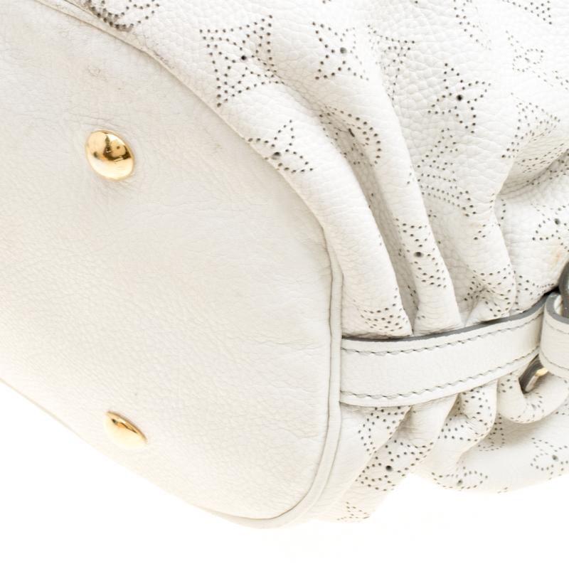 Louis Vuitton White Monogram Mahina Leather XL Bag 4