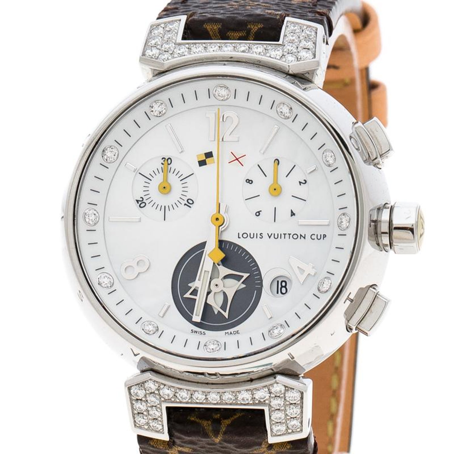 Louis Vuitton White Mother Of Pearl Tambour Q132h Women S Wristwatch 34 Mm At 1stdibs