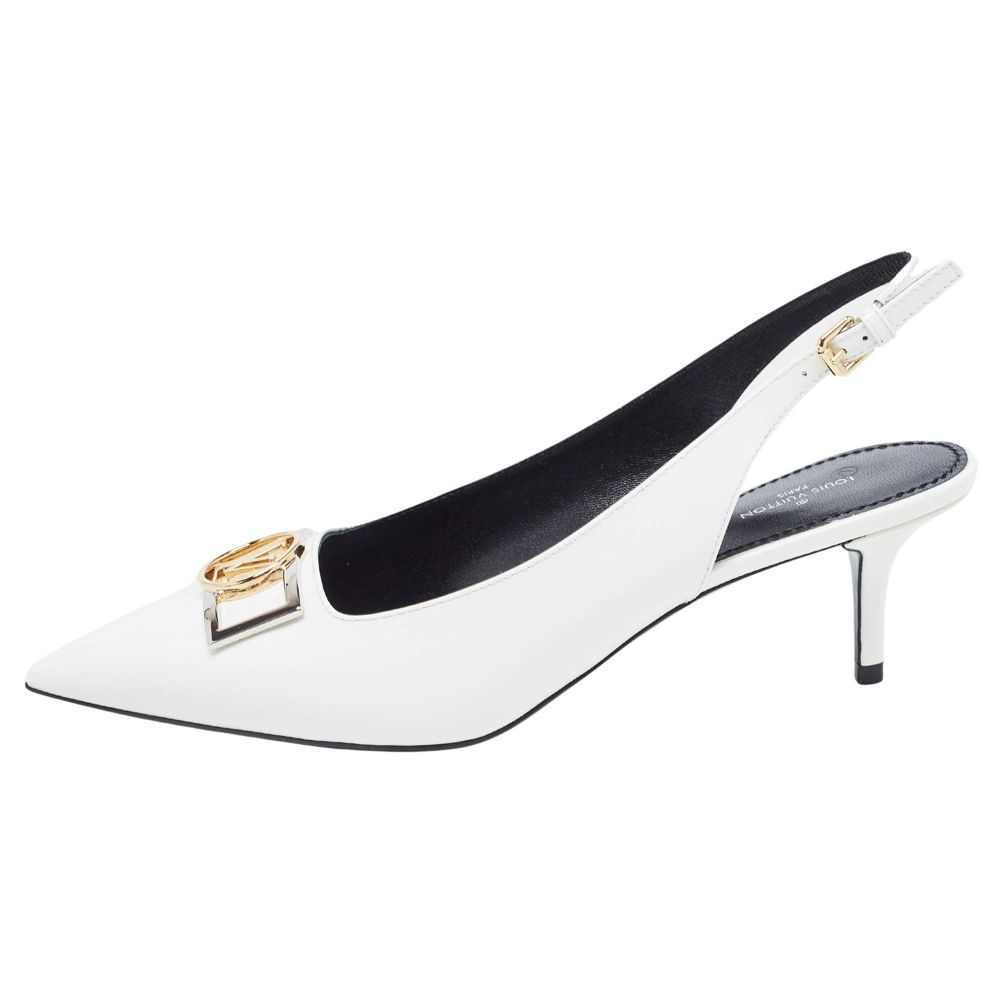 Louis Vuitton White Patent Leather Insider Slingback Pump Size 39.5 For Sale