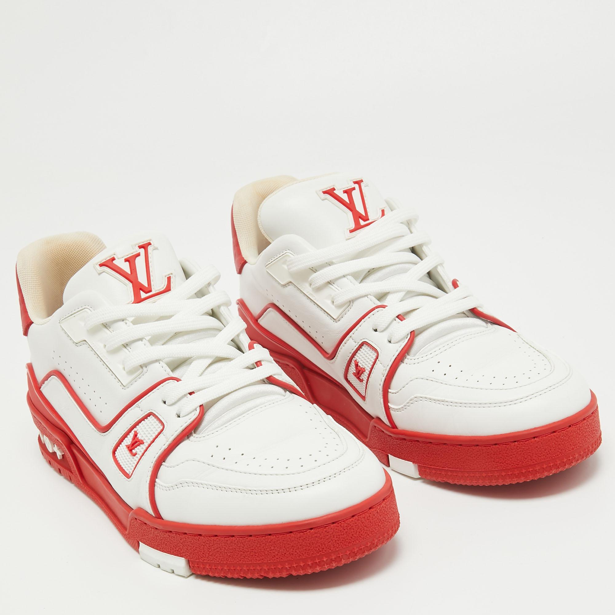 Louis Vuitton White/Red Leather LV Trainer Sneakers Size 39.5 For Sale 1