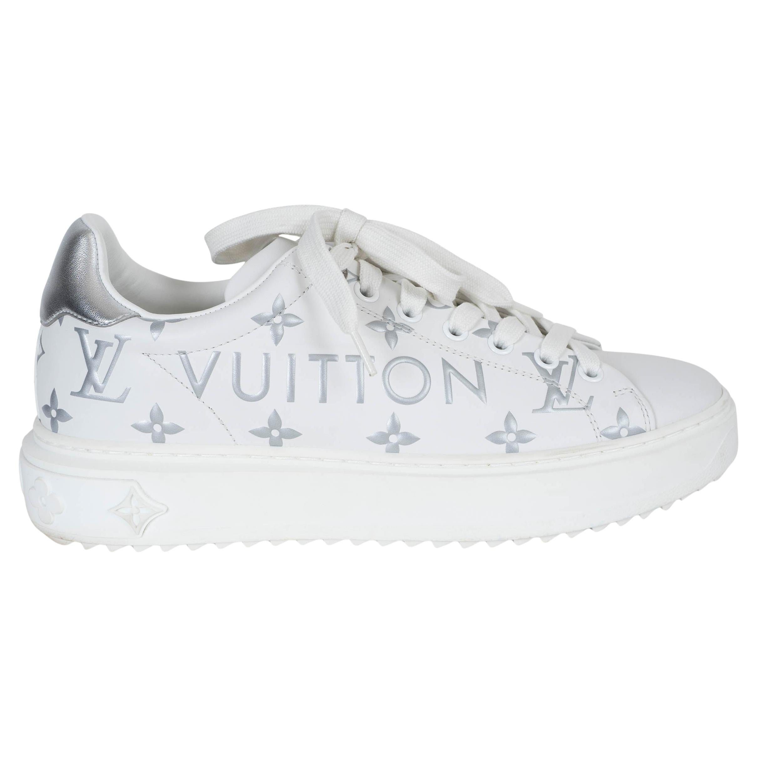 LOUIS VUITTON weiß 
silber Monogram Leder TIME OUT Turnschuhe Schuhe 38