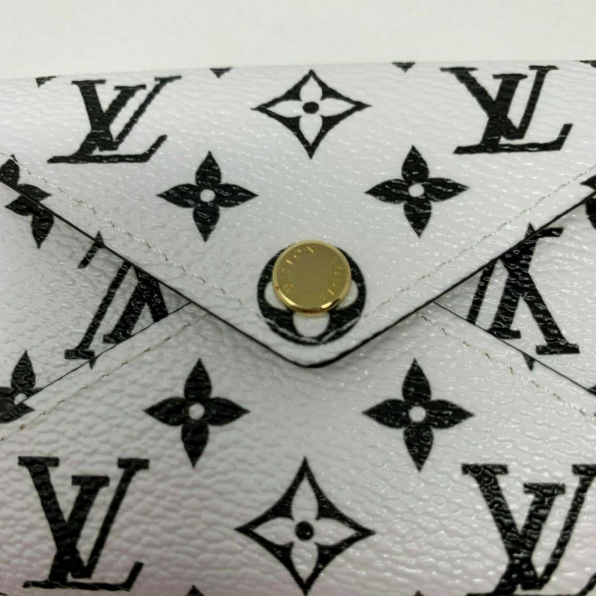 Louis Vuitton White Small Ss19 Limited Edition Giant Kirigami Pouch 870620  For Sale 2