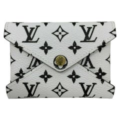 Used Louis Vuitton White Small Ss19 Limited Edition Giant Kirigami Pouch 870620 
