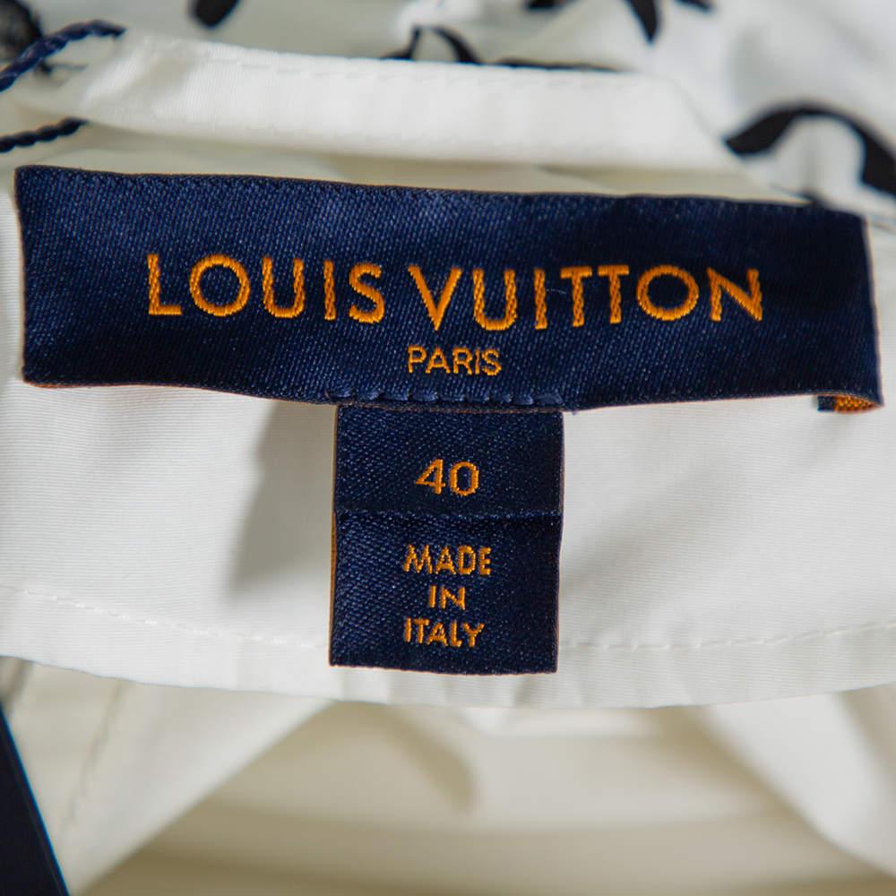 Louis Vuitton White Synthetic Logo Printed Hood Detail Belted Parka Jacket M For Sale 1
