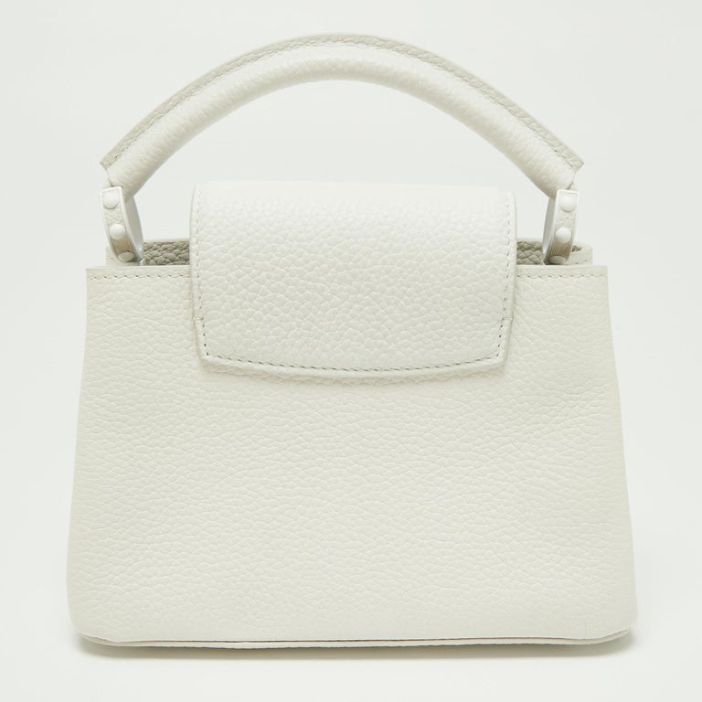 Leather mini bag Louis Vuitton White in Leather - 32247384