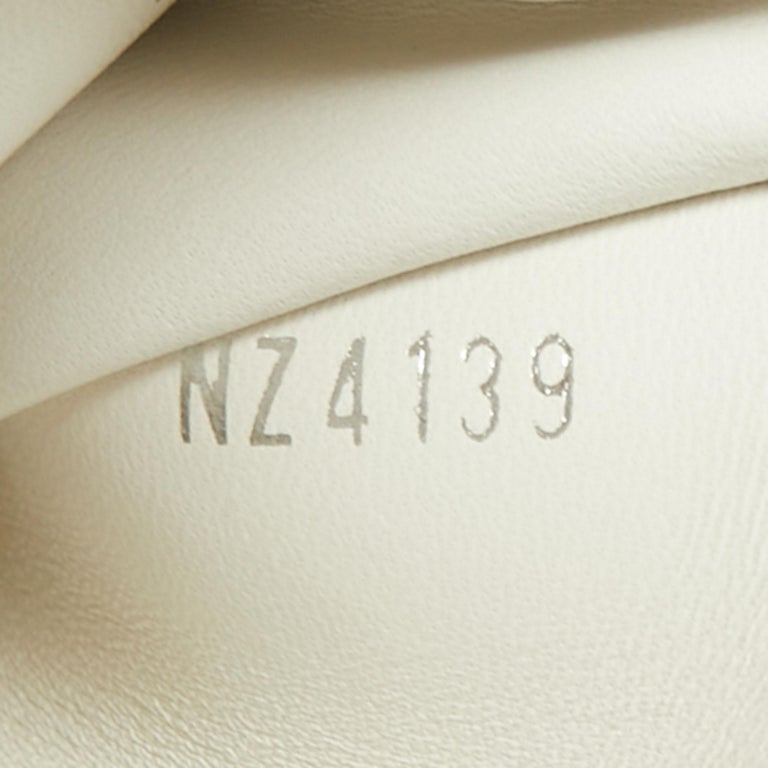 Louis Vuitton White Taurillon Leather Capucines Mini Bag at 1stDibs