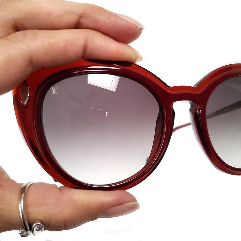 Louis Vuitton 'The Cat-Eye Willow'  Fashion eye glasses, Fashion  eyeglasses, Glasses fashion