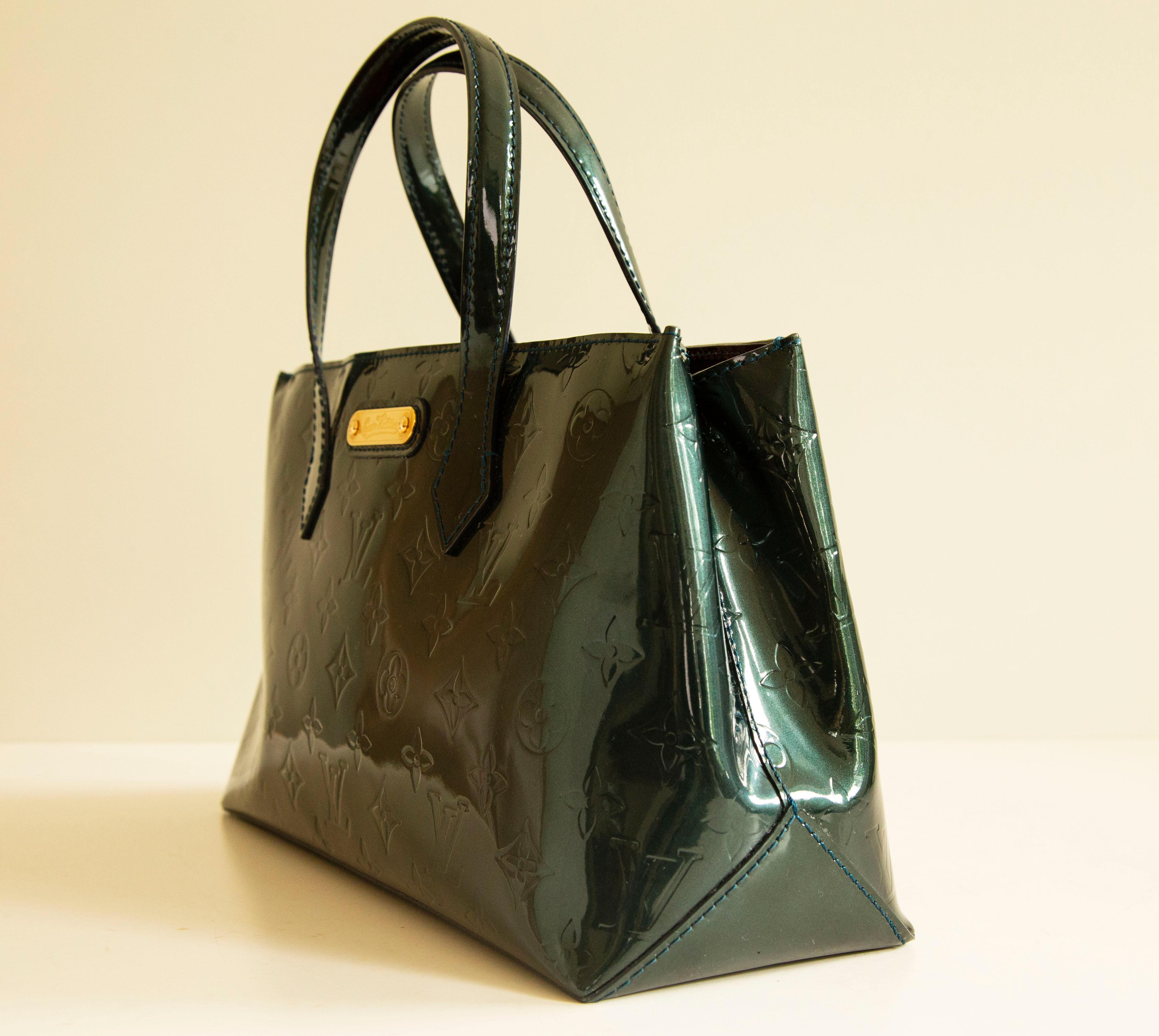 Women's or Men's Louis Vuitton Wilshire Bottle Green Patent Leather Top Handle Bag 1990s  For Sale
