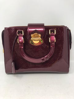 Louis Vuitton Wine Monogram Melrose Avenue Vernis