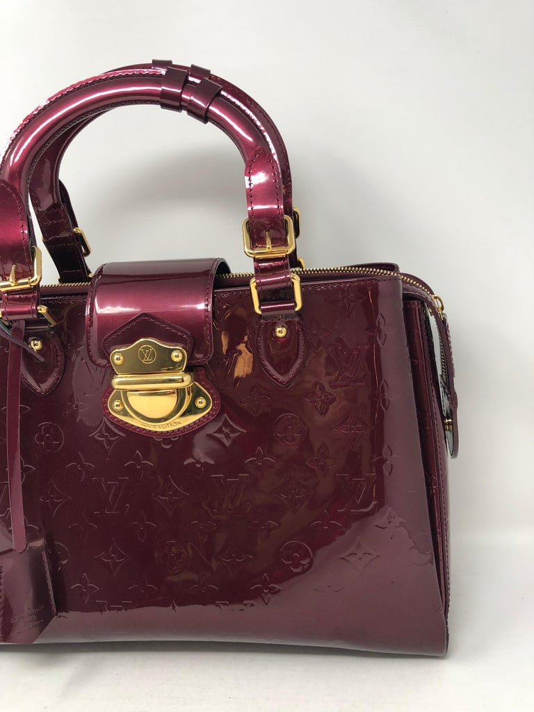 Louis Vuitton Wine Monogram Melrose Avenue Vernis at 1stDibs