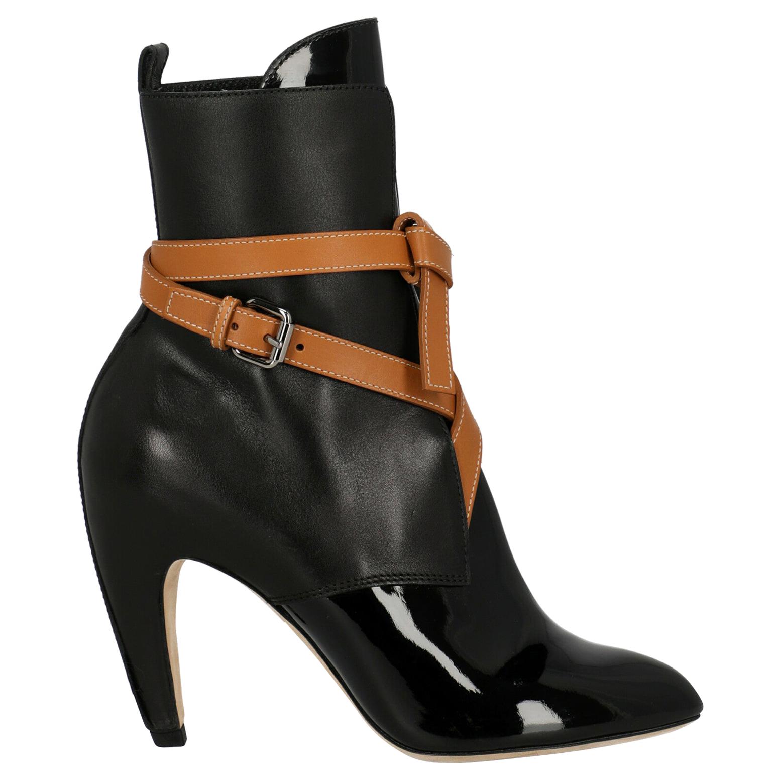 Louis Vuitton Woman Ankle boots Black, Camel Color EU 38