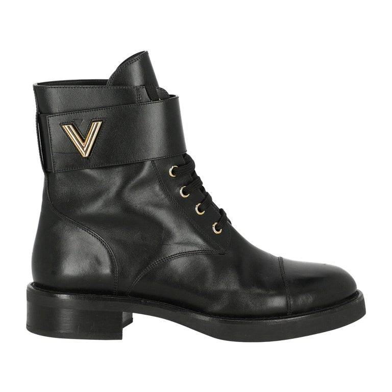 Louis Vuitton Black Leather Wonderland Ranger Ankle Length Combat Boots  Size 40 Louis Vuitton