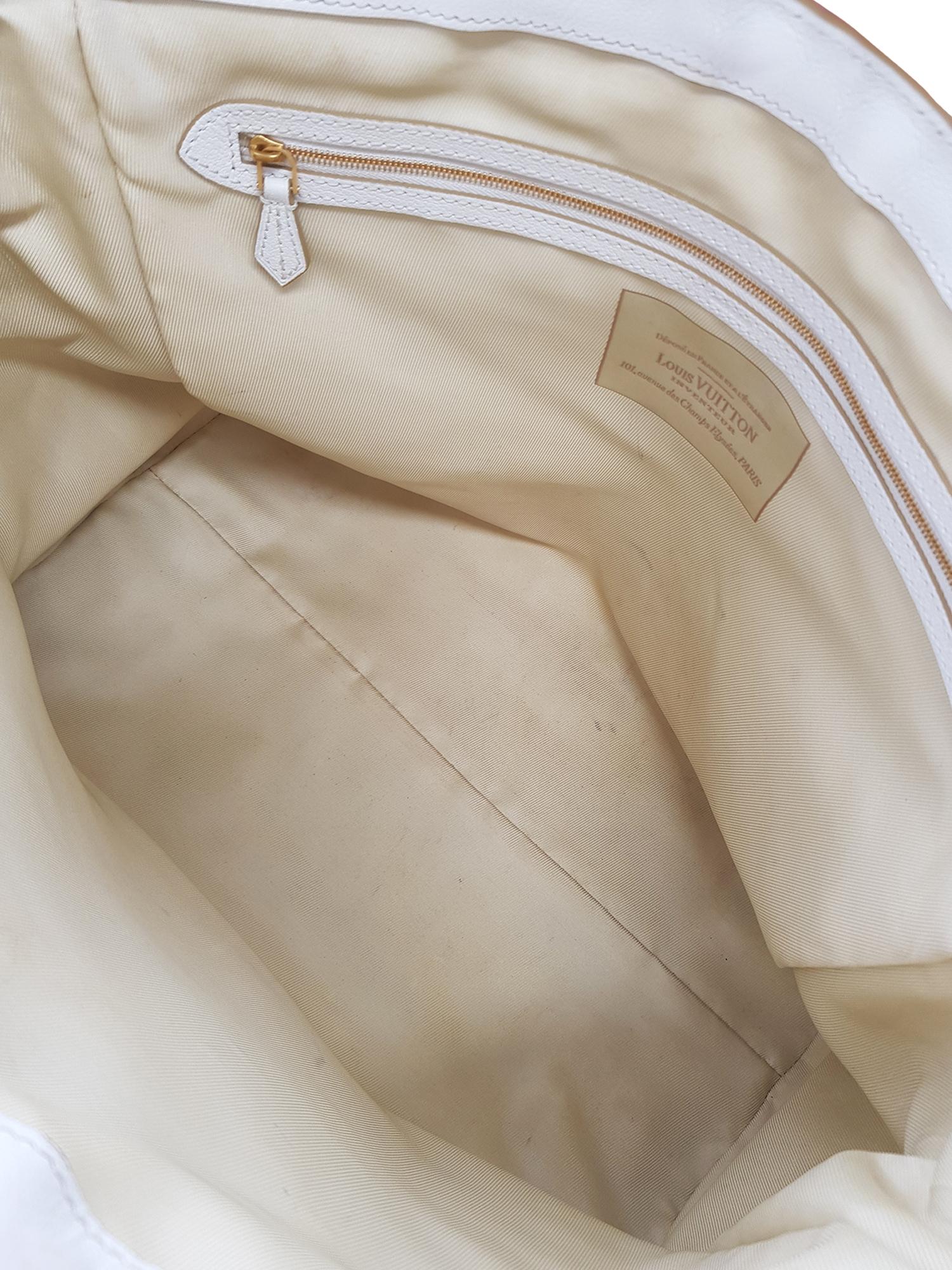 Louis Vuitton Woman Shoulder bag Beige Fabric For Sale 2