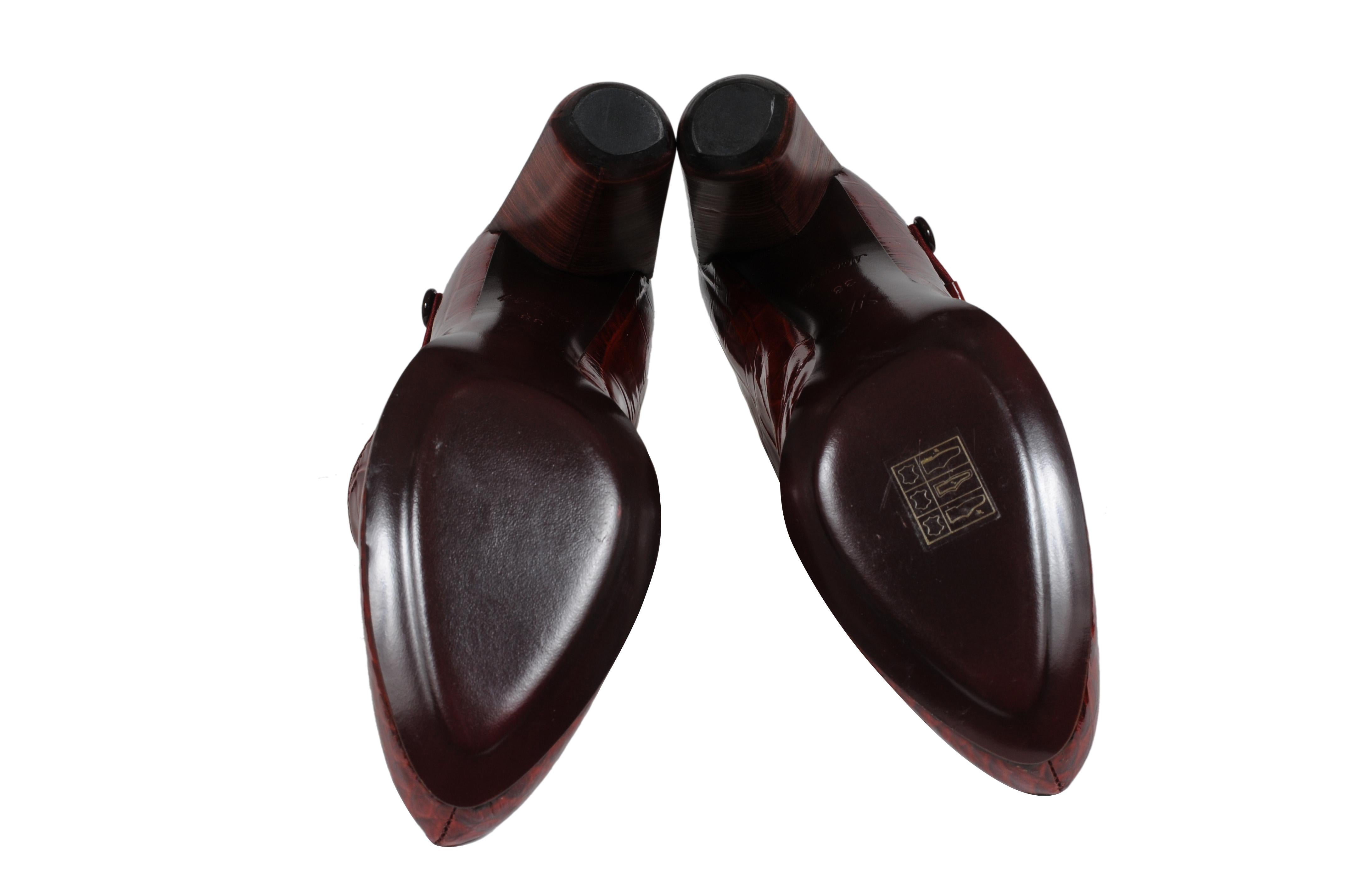 Louis Vuitton Mujer Delft Cornelia Botines US 8 EU 38 Rojo Charol Cocodrilo Repujado en venta 5