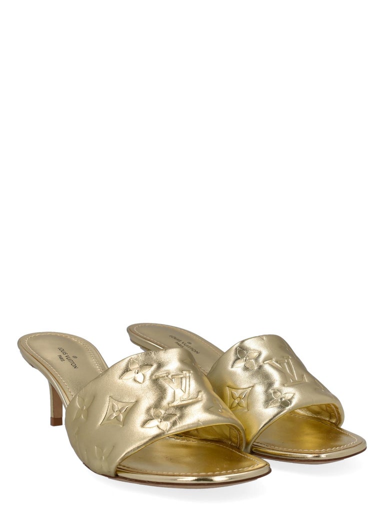 Louis Vuitton Women Sandals Gold Leather EU 38 For Sale at 1stDibs  louis  vuitton gold sandals, louis vuitton women's sandals, louis vuitton female  sandals