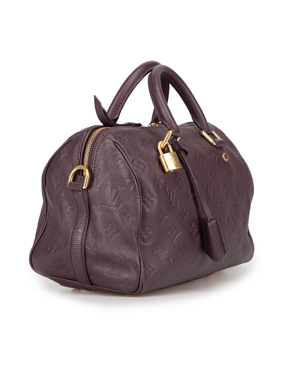 CONDITION is Very good. Minimal wear to bag is evident. Minimal wear to the lining due to paint marks on this used Louis Vuitton designer resale item. 



Details


2012

Purple

Leather

Medium top handle bag

2x Rolled top handle

1x Detachable