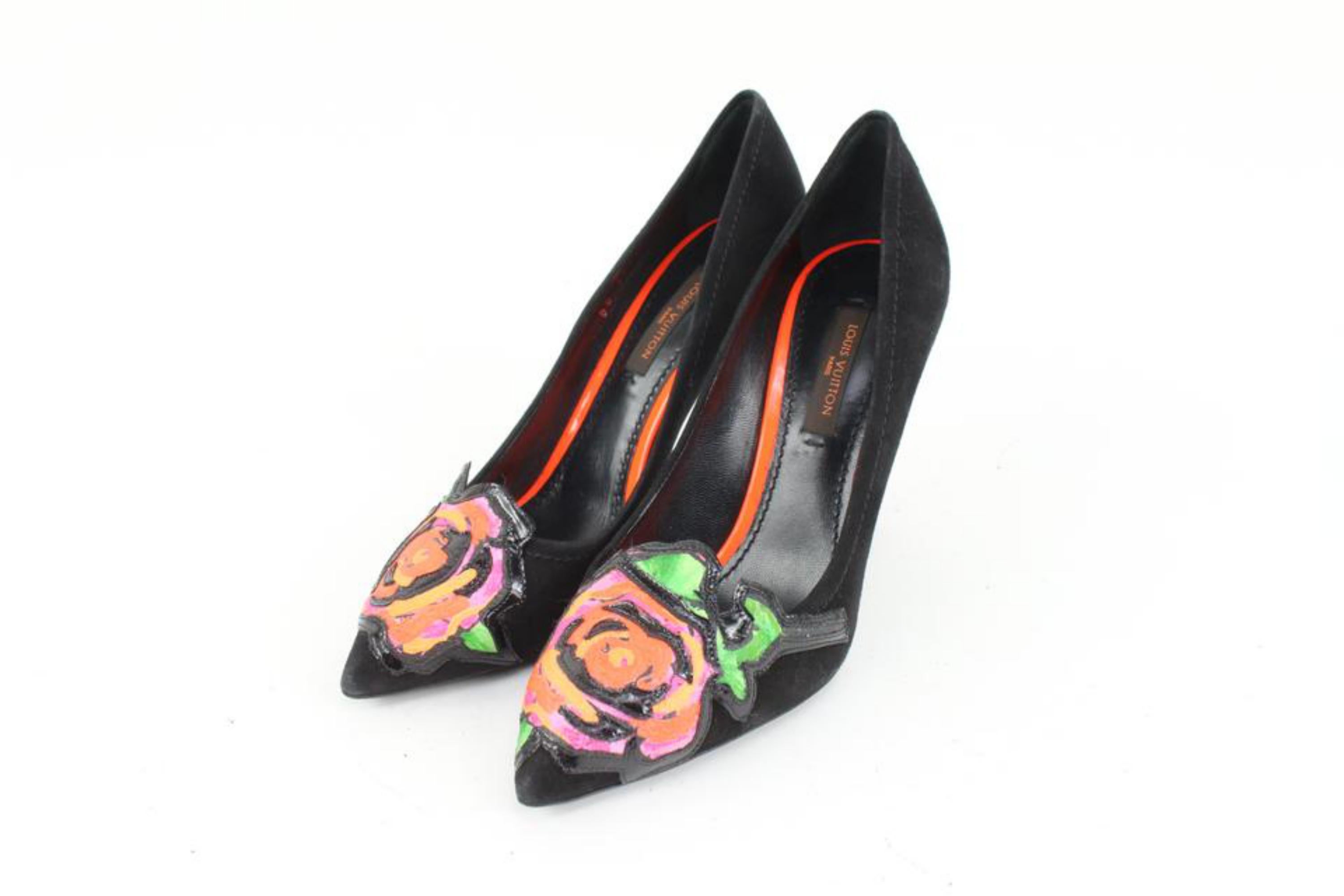 Louis Vuitton Women's 34 Stephen Sprouse Graffiti Roses Pumps 31lz420s
Date Code/Serial Number: DD 1008
Made In: Italy
Measurements: Length:  9