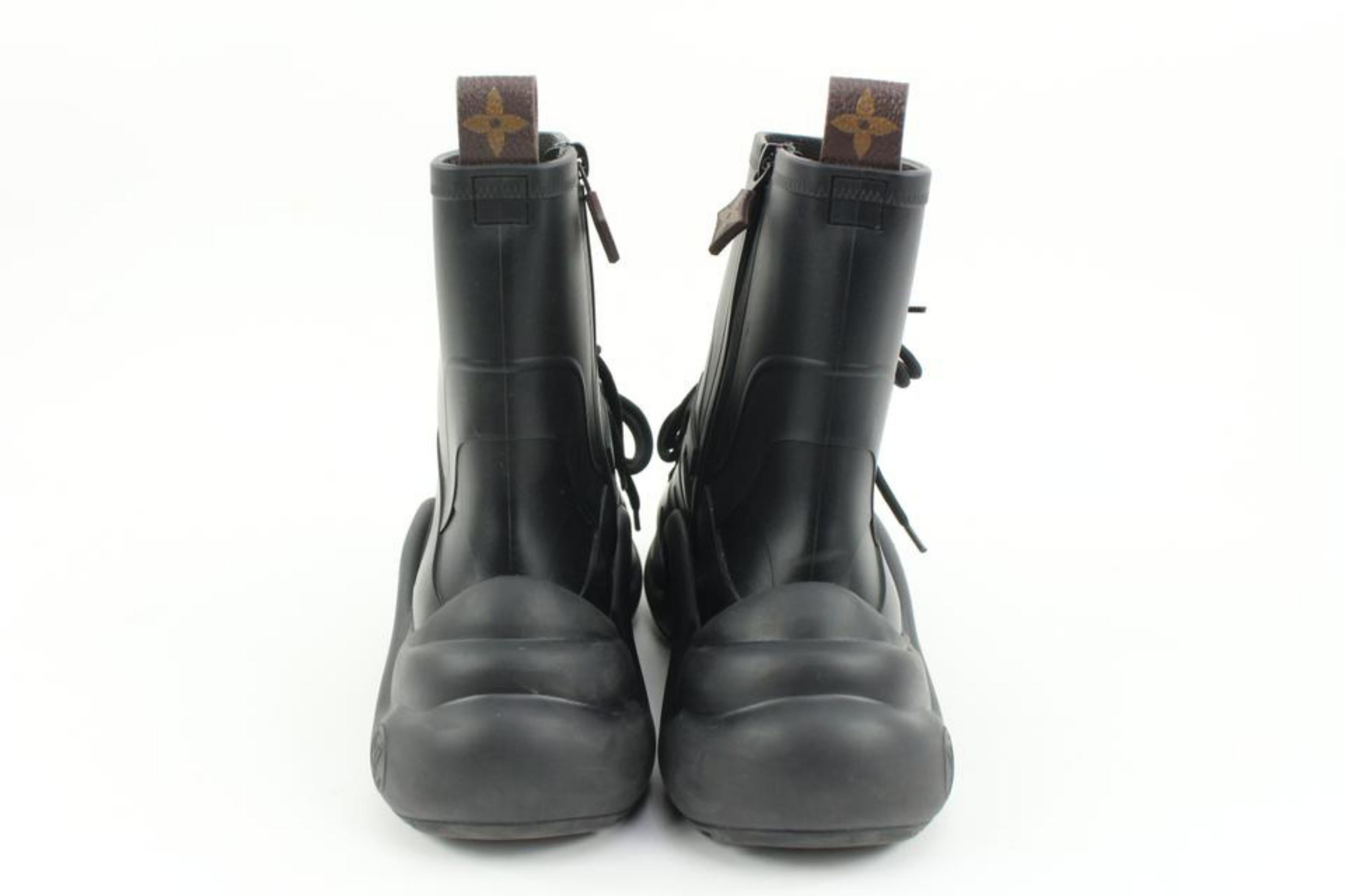 Louis Vuitton Women's 38 Mat Rubber Monogram LV Archlight Sneaker Boots 76lv218s 3