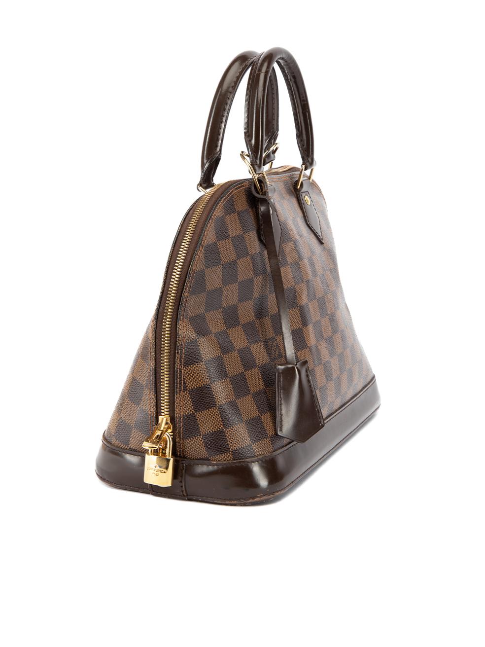 CONDITION is Very good. Minimal wear to bag is evident. Visible signs of wear to the bag interior where stains can be seen and the exterior leather at the bottom of the bag is scuffed, especially around the corners and bottom of bag. There is also