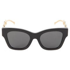 Louis Vuitton Women's Black Edge Chain Cat Eye Sunglasses