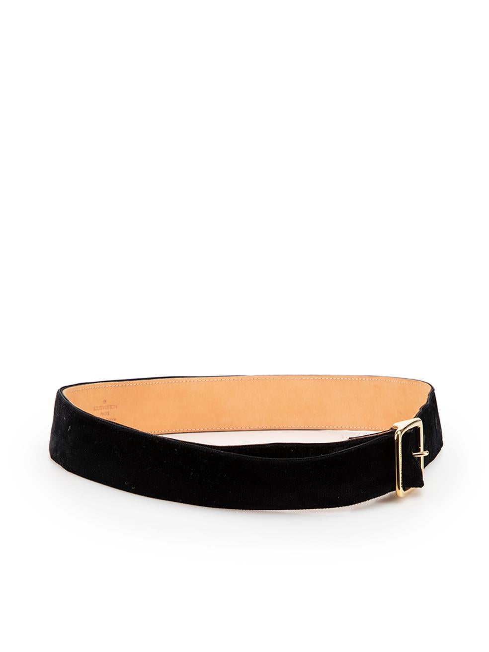 CONDITION is Very good. Minimal wear to belt is evident. Minimal wear to the buckle hardware with small discoloured speck to the metal on this used Louis Vuitton designer resale item. This item comes with original dust