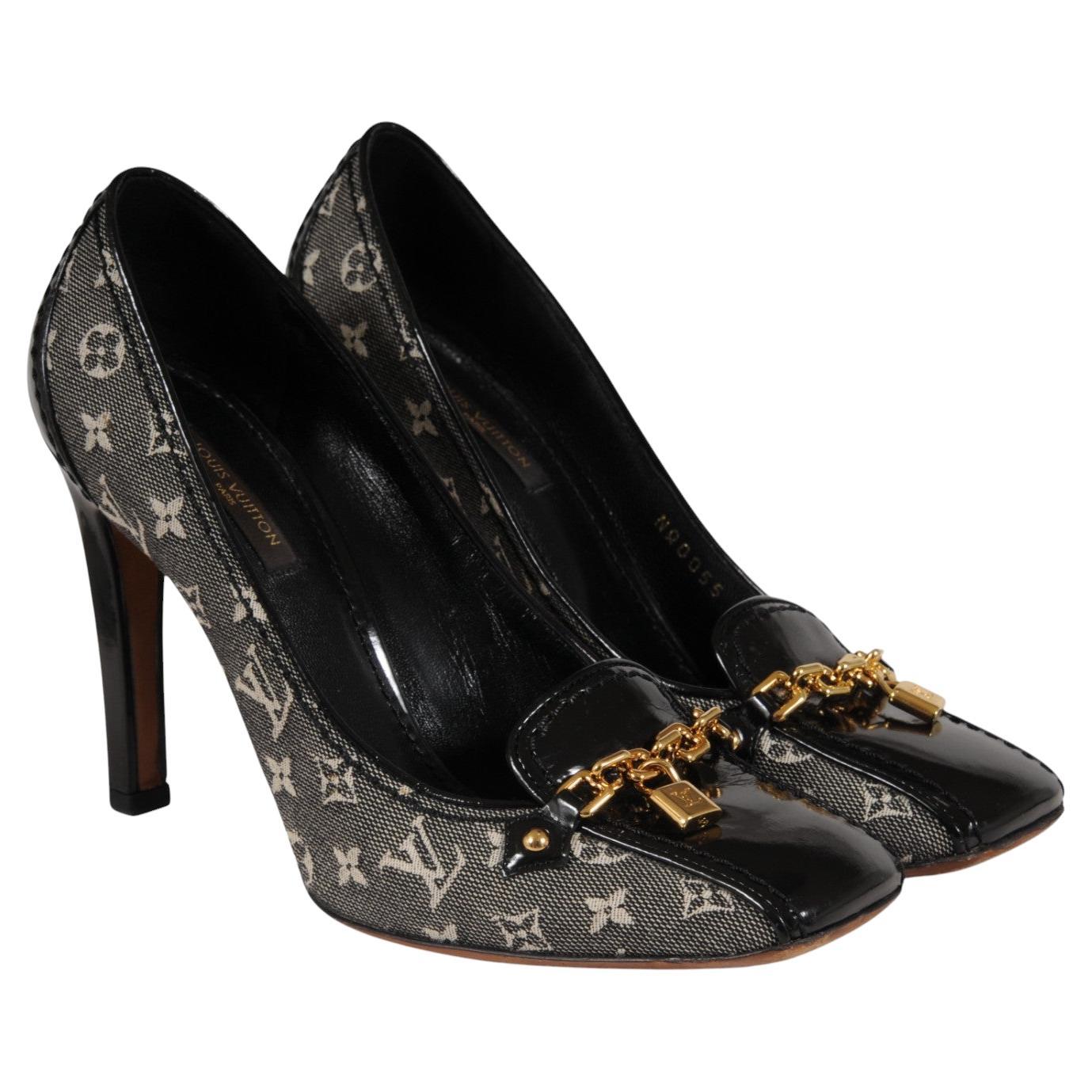 Louis Vuitton Womens Chain Link Heels US 7 EU 37 Gray Monogram Pumps Square Toe For Sale