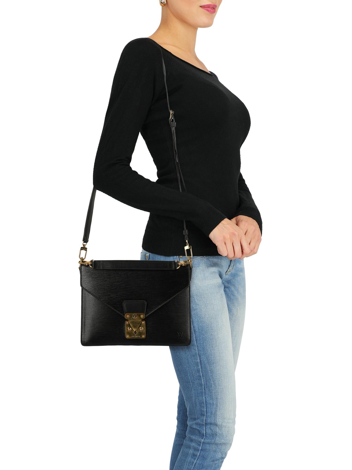 Louis Vuitton Cross Body Bag Womens Black - For Sale on 1stDibs