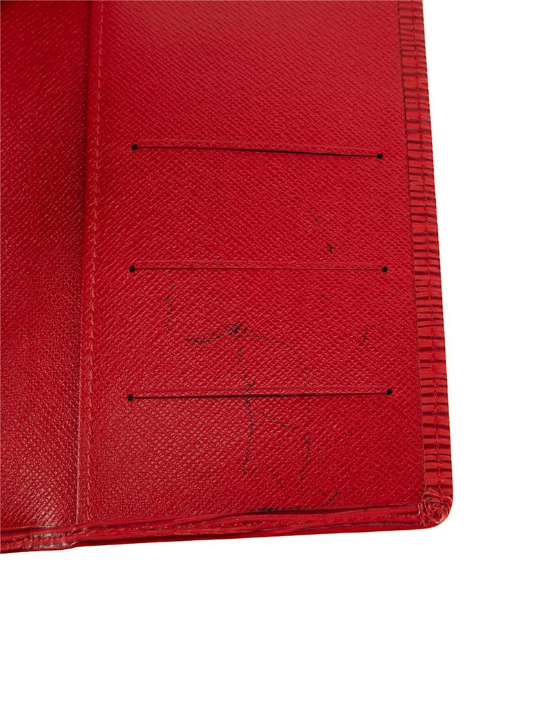 Louis Vuitton Women's Red Epi Leather Passport Cover For Sale at 1stDibs
