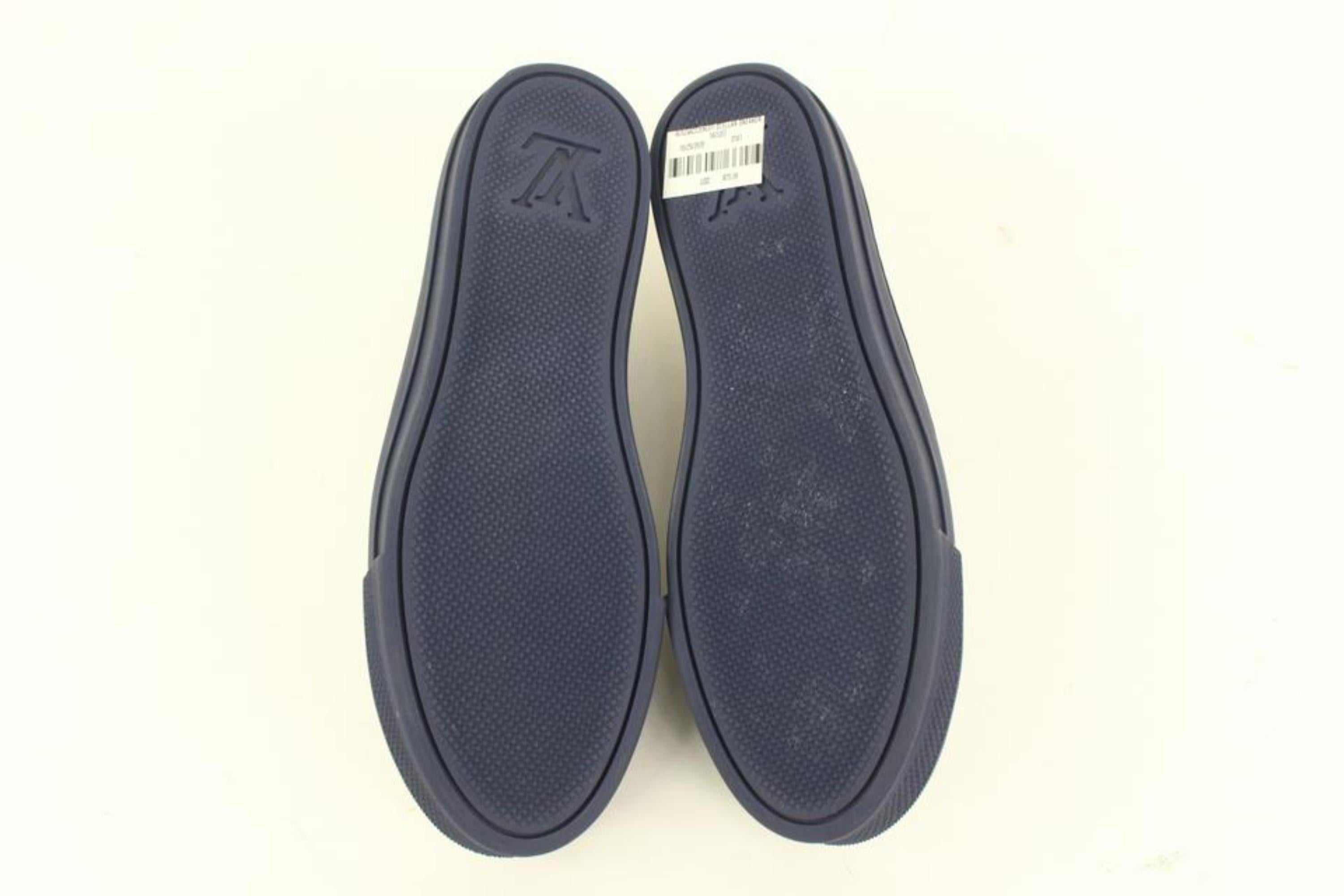 Louis Vuitton Women's Size 37 White Navy Monogram Escale Stellar Low Sneaker s32 For Sale 1
