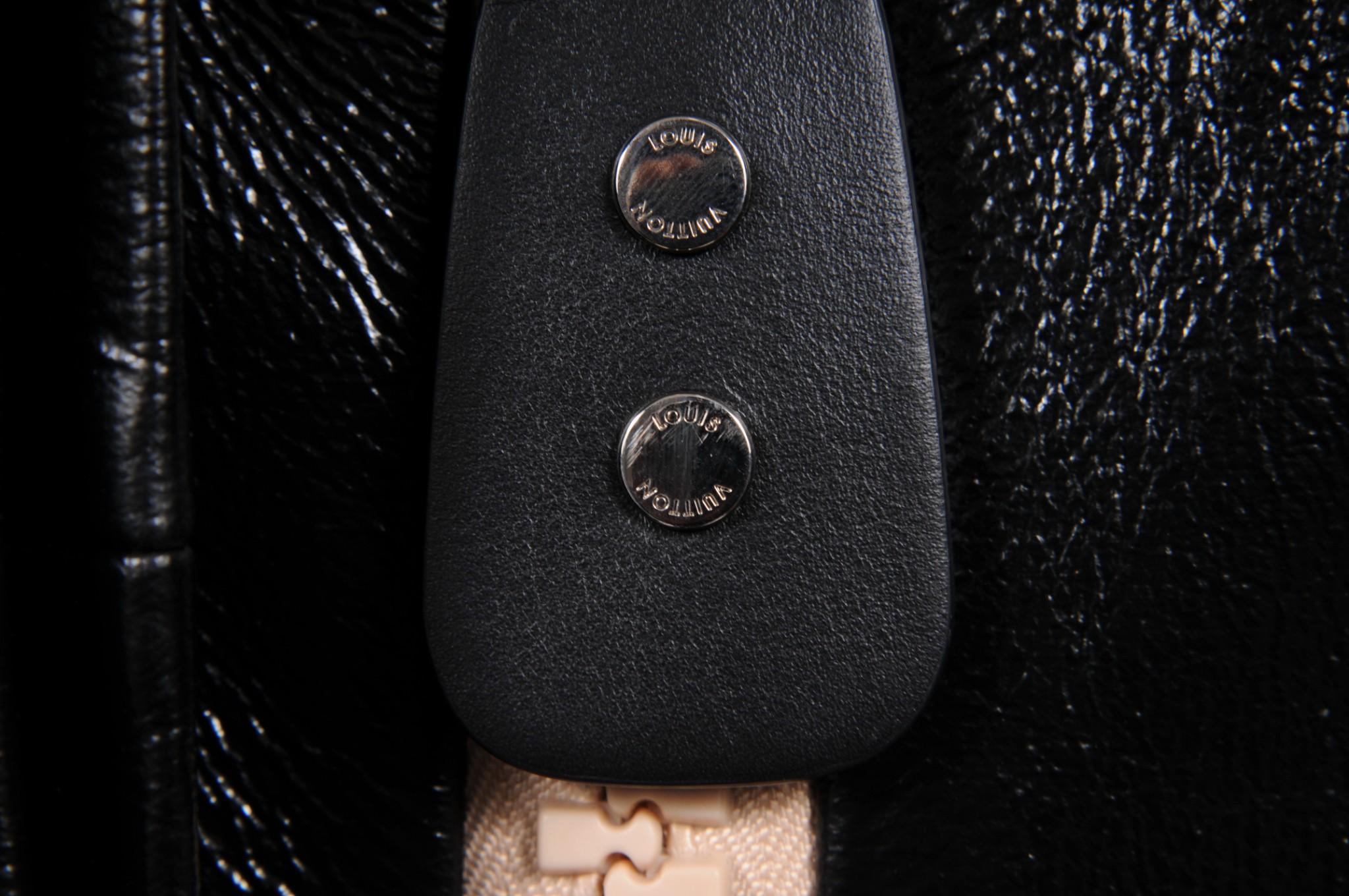 Louis Vuitton Womens SS23 Runway Dress Size FR 36 Black Patch Pockets 1ABDCR For Sale 8