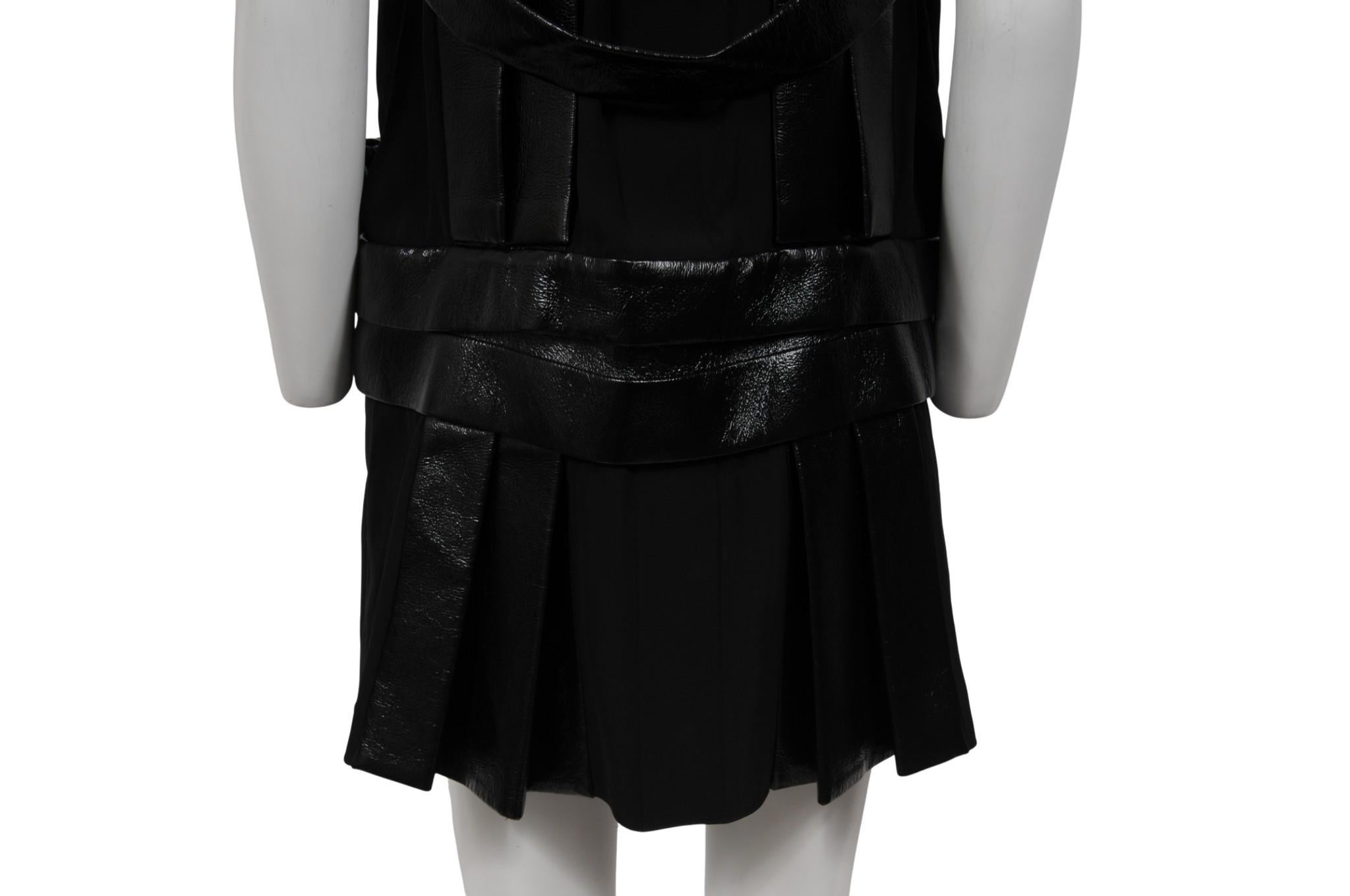 Louis Vuitton Womens SS23 Runway Dress Size FR 36 Black Patch Pockets 1ABDCR For Sale 5