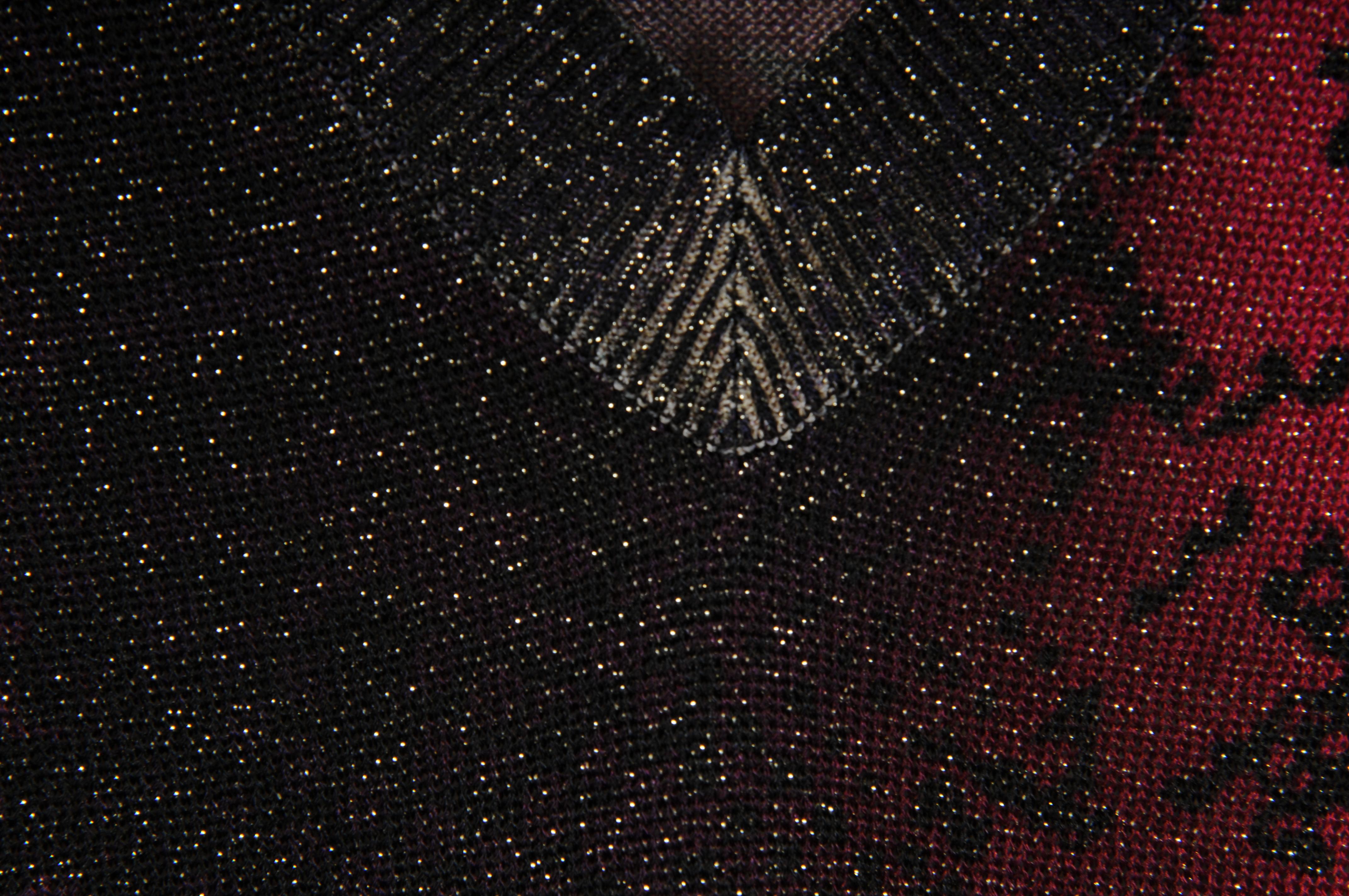 Louis Vuitton Womens V Neck Animal Print Shimmer Sweater Medium Viscose Blend Excellent état - En vente à North Miami, FL