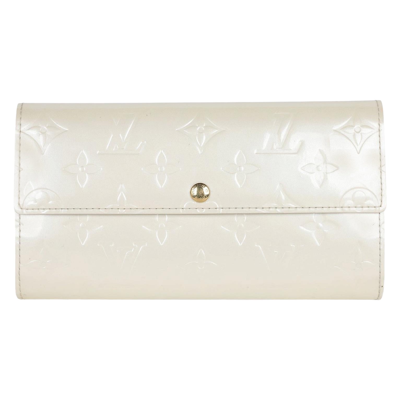 Louis Vuitton Portefeuille Sarah en cuir long Vernis White pour femme