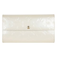 Louis Vuitton Women's White Vernis Long Leather Sarah Wallet