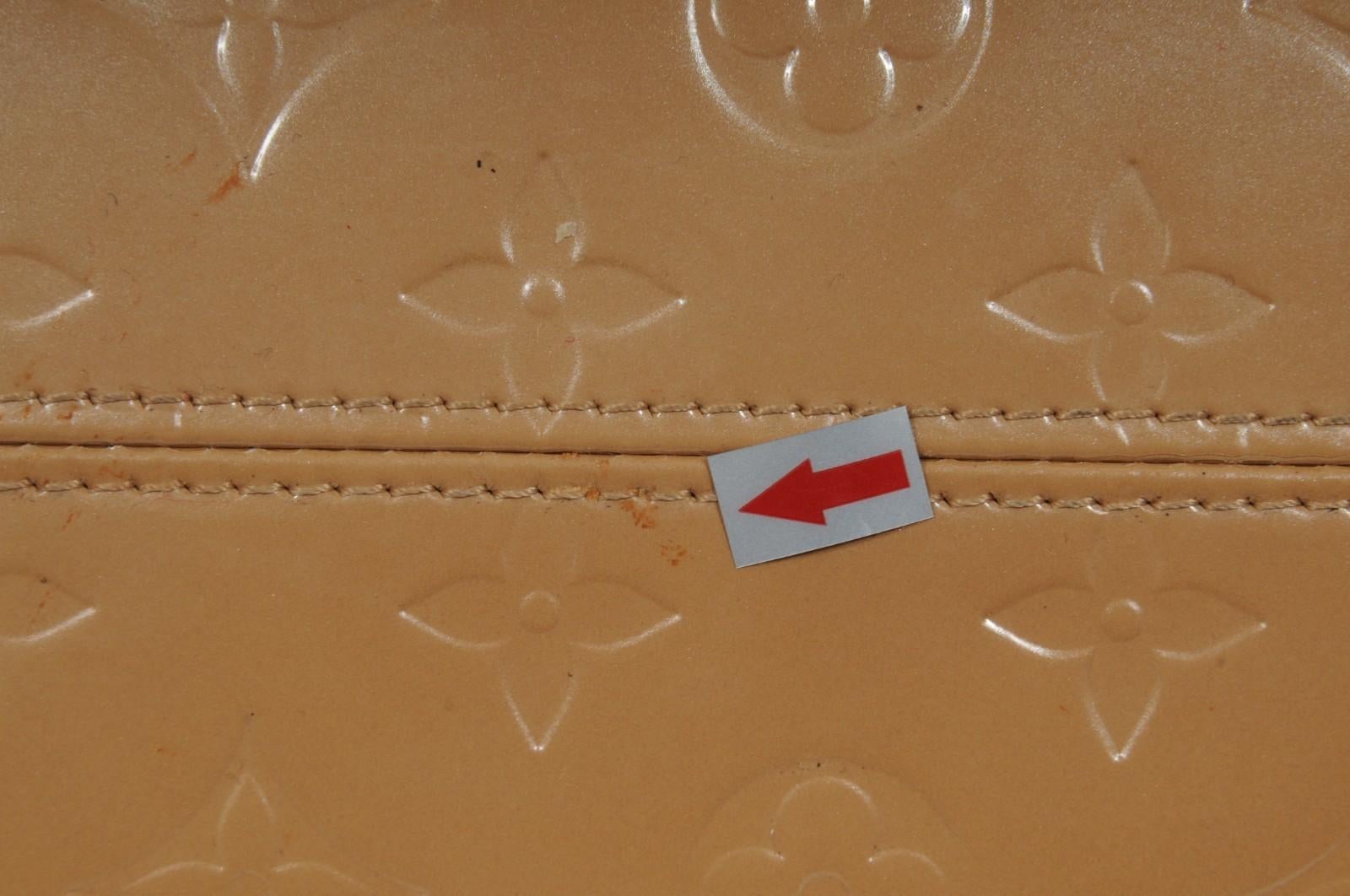 Louis Vuitton Donna Roxbury Drive Monogram Vernis Borsa a tracolla in pelle marrone in vendita 8