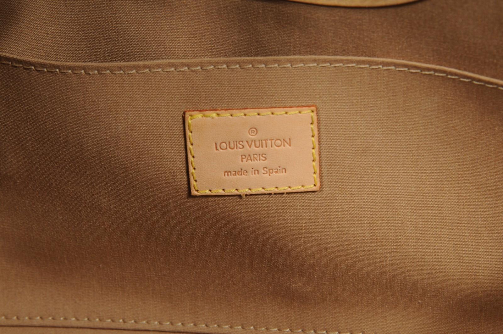 Louis Vuitton Donna Roxbury Drive Monogram Vernis Borsa a tracolla in pelle marrone in vendita 15