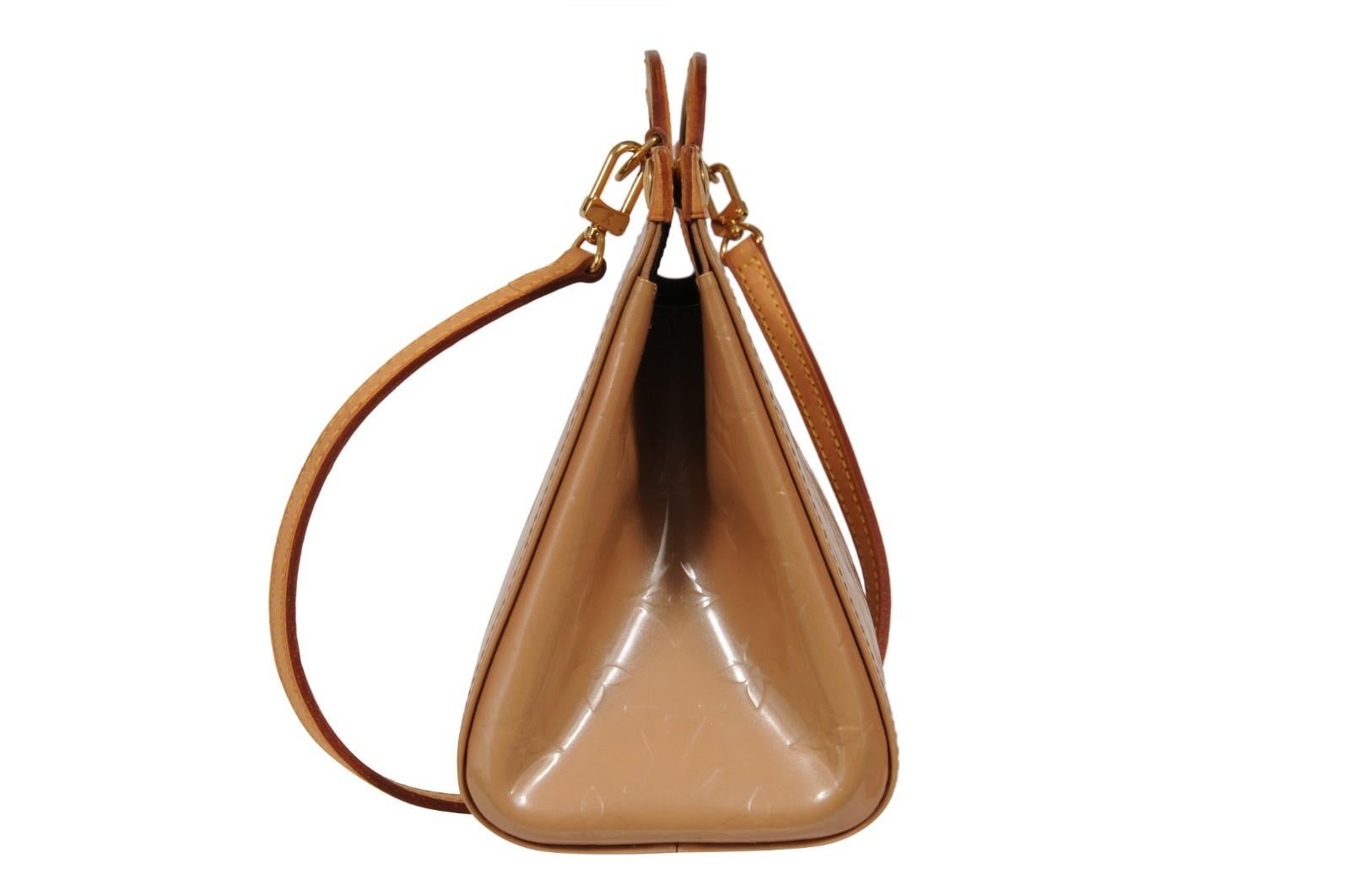 Louis Vuitton Donna Roxbury Drive Monogram Vernis Borsa a tracolla in pelle marrone In condizioni buone in vendita a North Miami, FL
