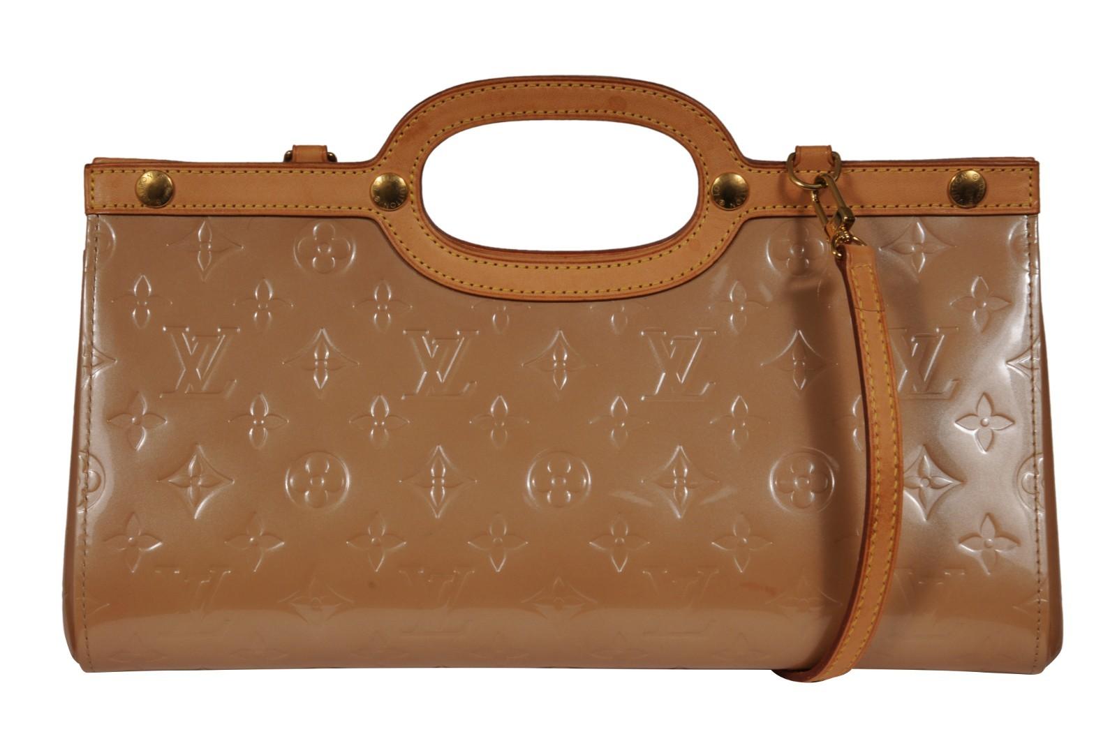 Louis Vuitton Donna Roxbury Drive Monogram Vernis Borsa a tracolla in pelle marrone in vendita 1