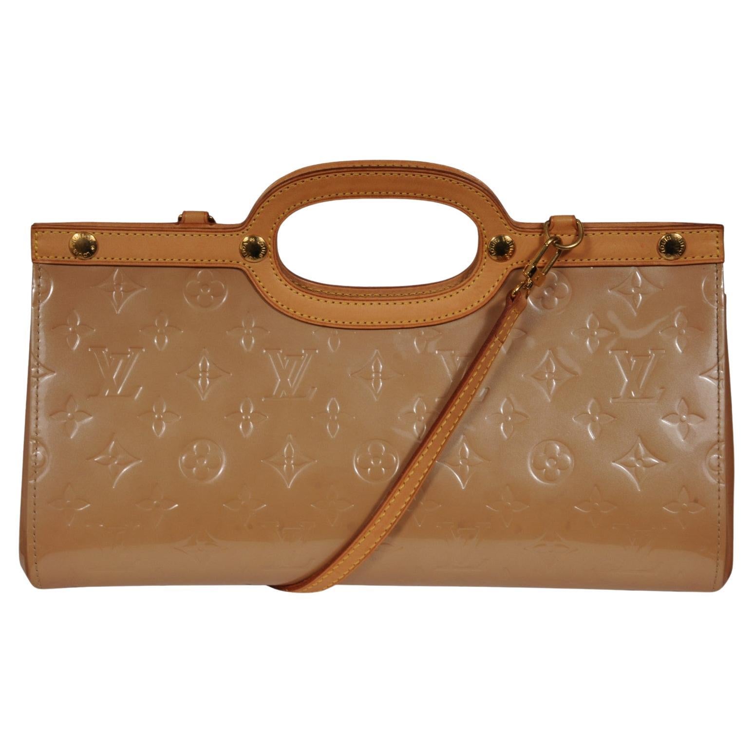 Louis Vuitton Donna Roxbury Drive Monogram Vernis Borsa a tracolla in pelle marrone in vendita