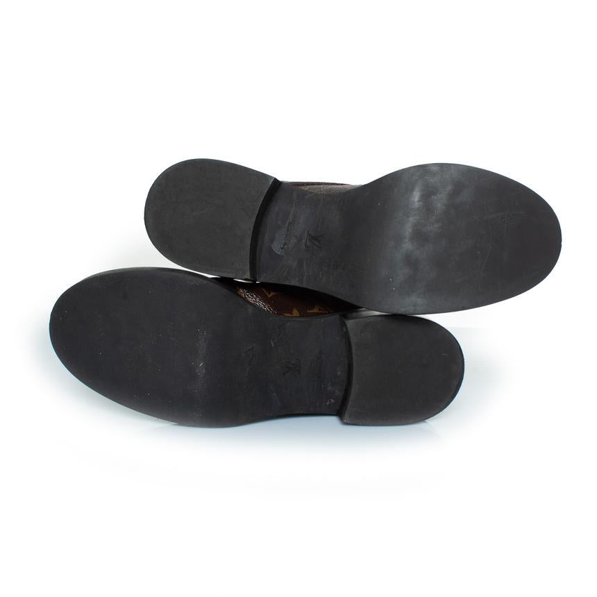 Black Louis Vuitton, wonderland flat rangers in monogram For Sale